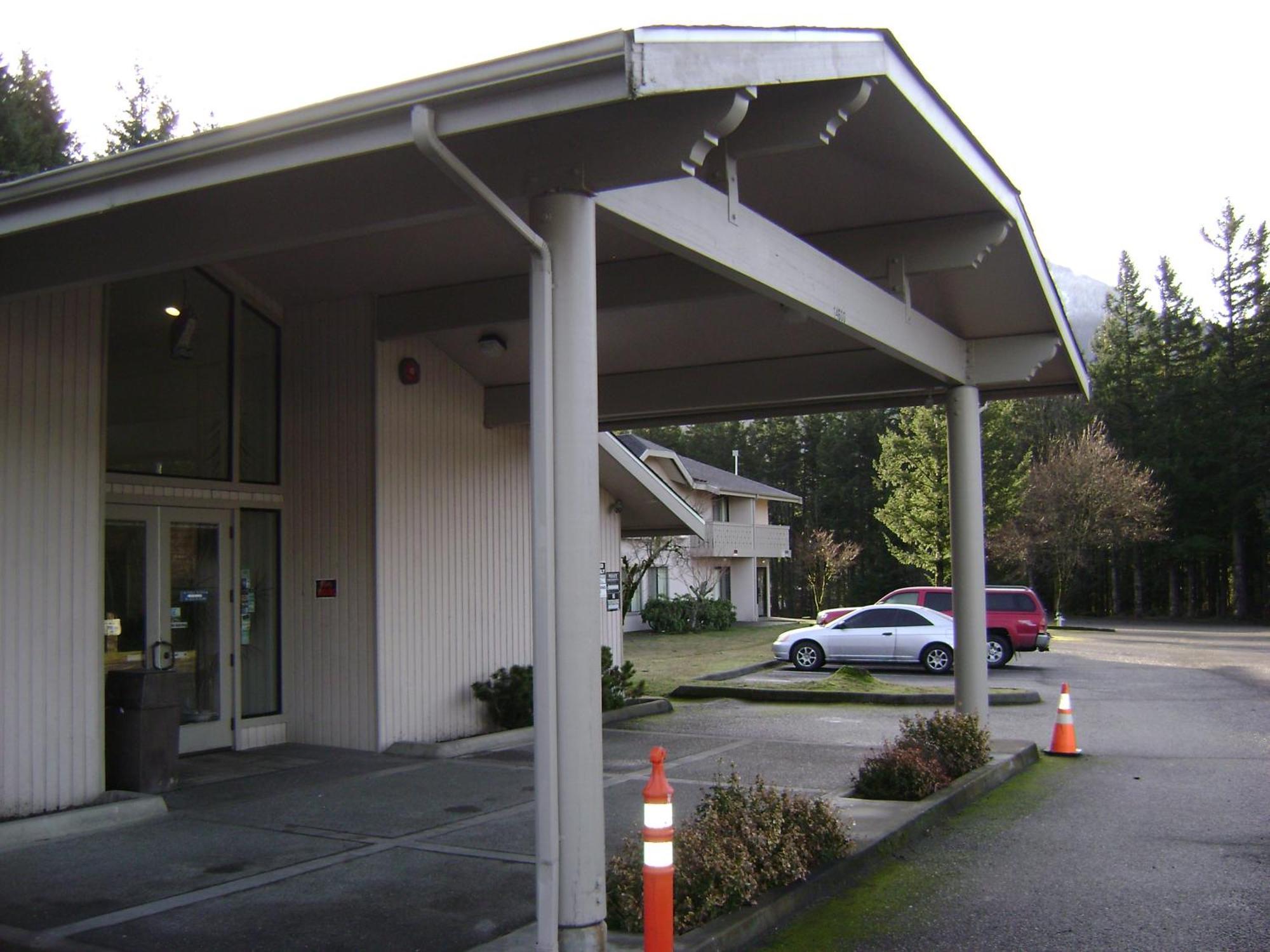 Edgewick Inn North Bend Esterno foto